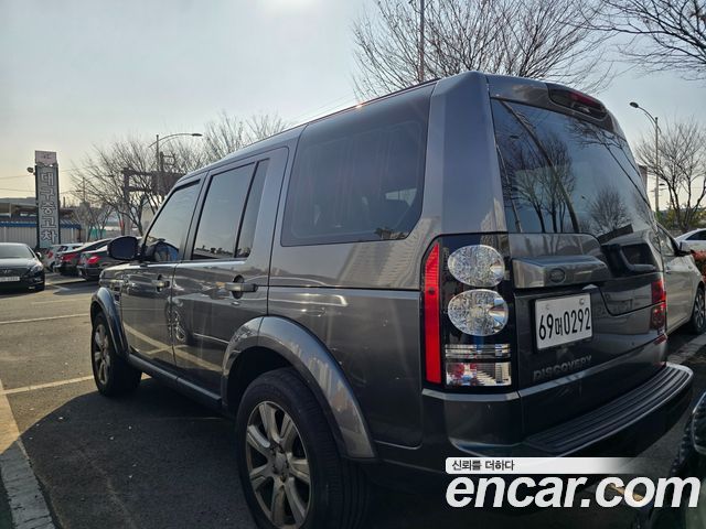 Land Rover Discovery 4 3.0 SDV6 SE 2016 — фото 2