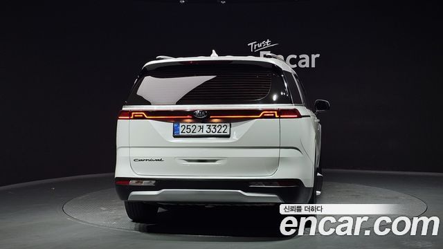 Kia Carnival (IV) Diesel 9-Seater Prestige 2021 — фото 4