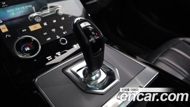Land Rover Range Rover Evoque (II) P250 SE 2021 — фото 9