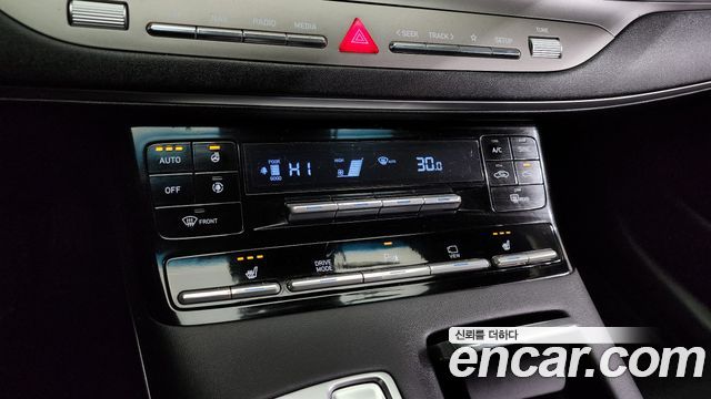 Hyundai Grandeur (IG) 3.0 LPi Rent Car Premium 2021 — фото 17