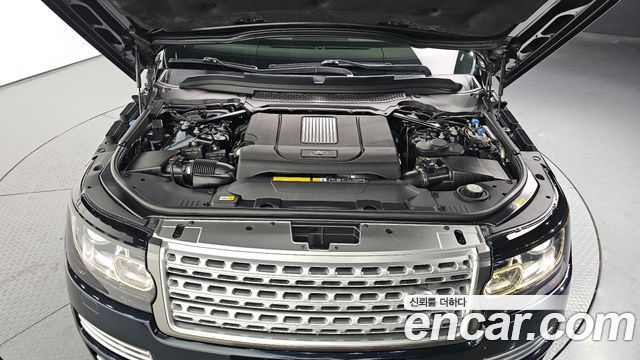 Land Rover Range Rover (IV) 4.4 SDV8 Vogue SE DIESEL 2016 — фото 6