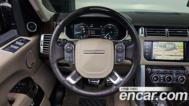 Land Rover Range Rover (IV) 4.4 SDV8 Vogue SE DIESEL 2016 — фото 17