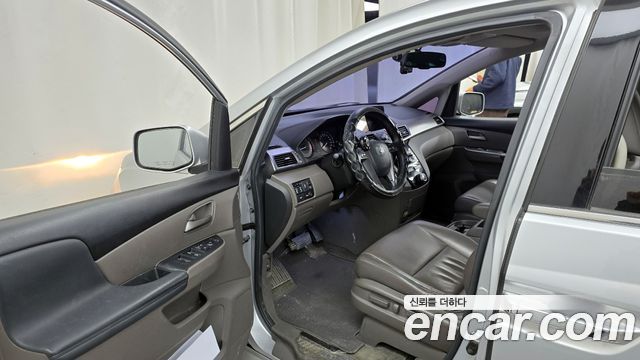 Honda Odyssey 3.5 4th 2013 — фото 10