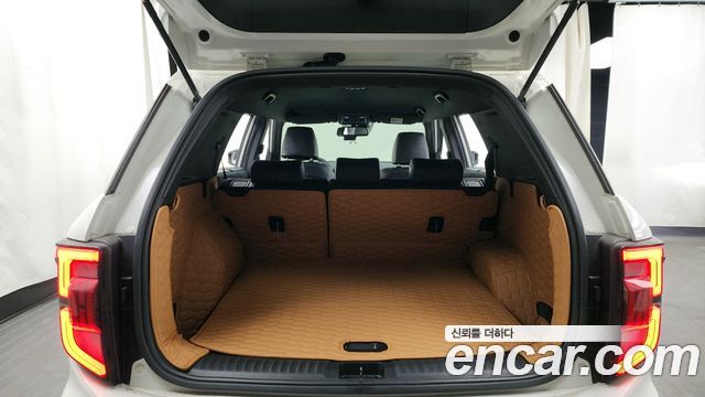 KG Mobility (SsangYong) Torres Gasoline 1.5 2WD T7 2023 — фото 20