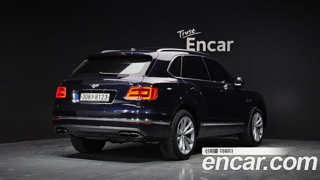 Bentley Bentayga 4.0 V8 2020 — фото 2