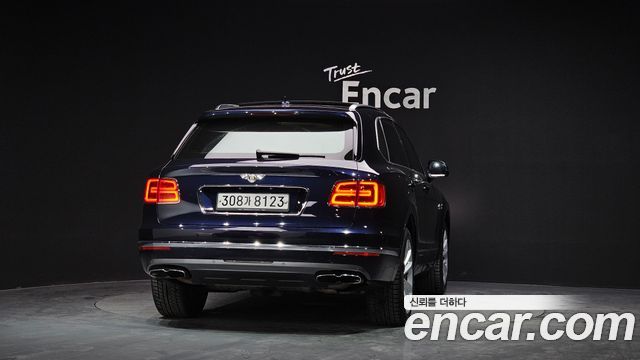 Bentley Bentayga 4.0 V8 2020 — фото 4