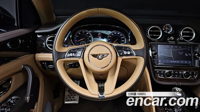Bentley Bentayga 4.0 V8 2020 — фото 13