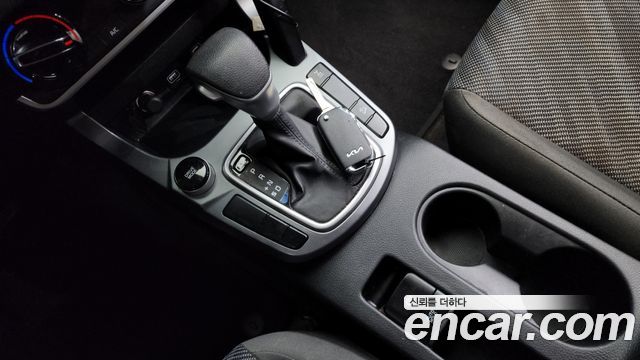 Kia Seltos Gasoline 1.6 Turbo 4WD Trendy 2022 — фото 9