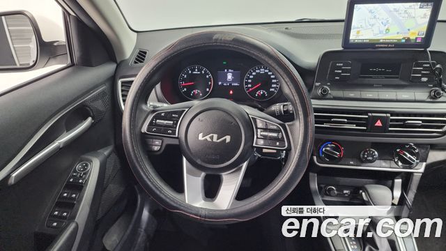 Kia Seltos Gasoline 1.6 Turbo 4WD Trendy 2022 — фото 13