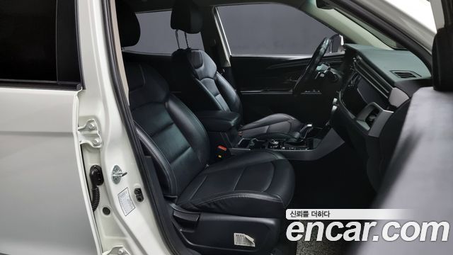 KG Mobility (SsangYong) Beautiful Korando Gasoline 1.5 2WD C5 Plus 2022 — фото 10