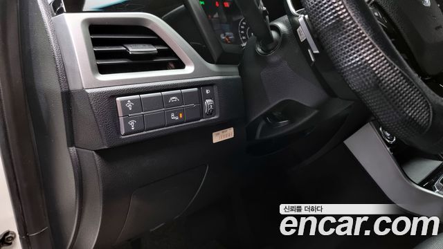 KG Mobility (SsangYong) Beautiful Korando Gasoline 1.5 2WD C5 Plus 2022 — фото 17