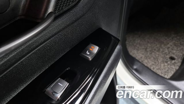 KG Mobility (SsangYong) Beautiful Korando Gasoline 1.5 2WD C5 Plus 2022 — фото 19