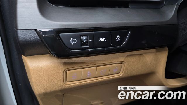 Kia Carnival (IV) Gasoline 9-Seater Noblesse 2023 — фото 20