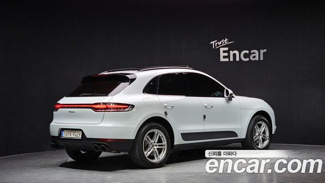 Porsche Macan 2.0 95B 2021 — фото 2