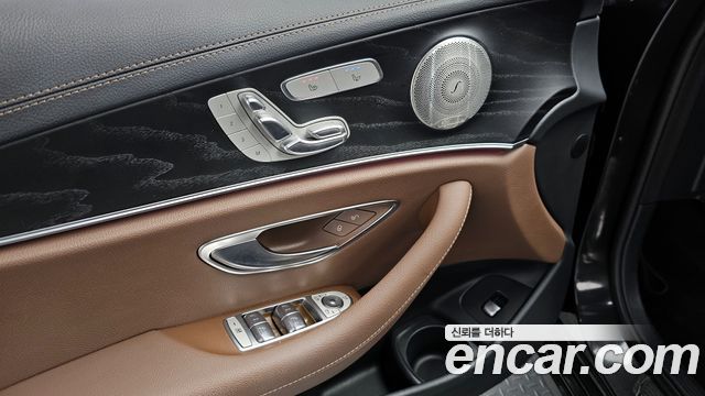 Mercedes-Benz E-Class (W213) E350 4MATIC Avantgarde 2021 — фото 22