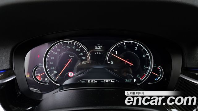 BMW 5 Series (G30) 530d M Sport Package 2017 — фото 8