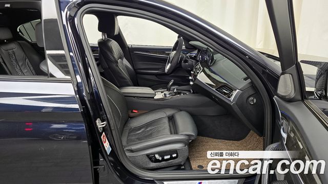 BMW 5 Series (G30) 530d M Sport Package 2017 — фото 11
