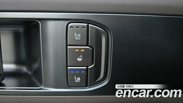 Kia Tasman 2.5T Gasoline 4WD Adventure 2026 — фото 18
