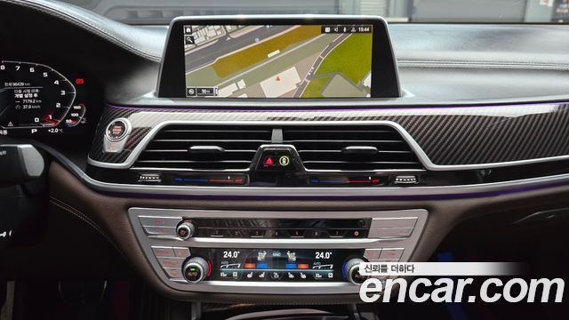BMW 7 Series (G11) 730d xDrive M Sport 2020 — фото 14