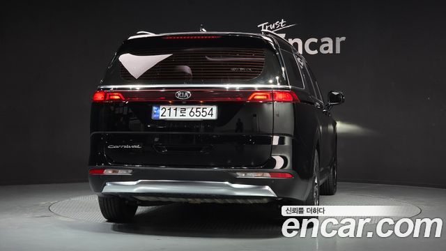 Kia Carnival (IV) Diesel 9-Seater Noblesse 2021 — фото 4