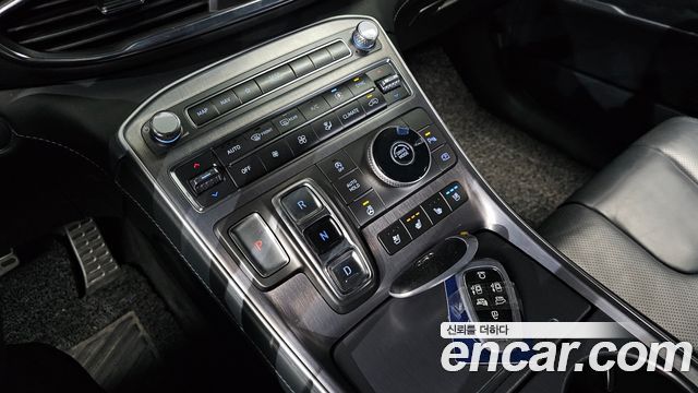 Hyundai Santa Fe Diesel 2.2 2WD Calligraphy 2021 — фото 9