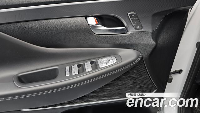 Hyundai Santa Fe Diesel 2.2 2WD Calligraphy 2021 — фото 17
