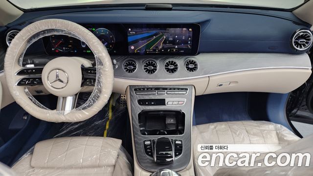 Mercedes-Benz E-Class (W213) E450 4MATIC Cabriolet 2023 — фото 7