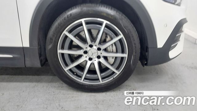 Mercedes-Benz GLB-Class (X247) AMG GLB35 4MATIC 2022 — фото 5