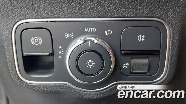 Mercedes-Benz GLB-Class (X247) AMG GLB35 4MATIC 2022 — фото 23