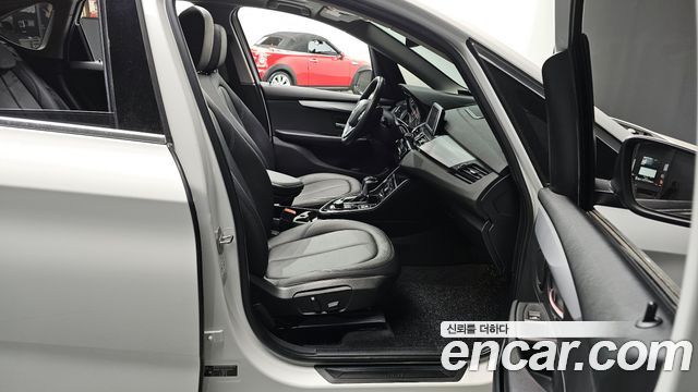 BMW 2 Series Active Tourer (F45) Joy 2018 — фото 11