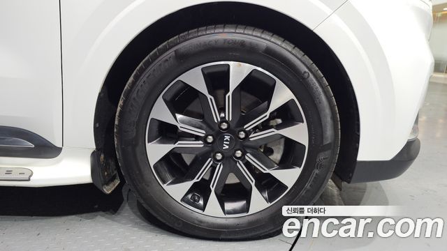 Kia Carnival (IV) Diesel 7-Seater Signature 2021 — фото 5