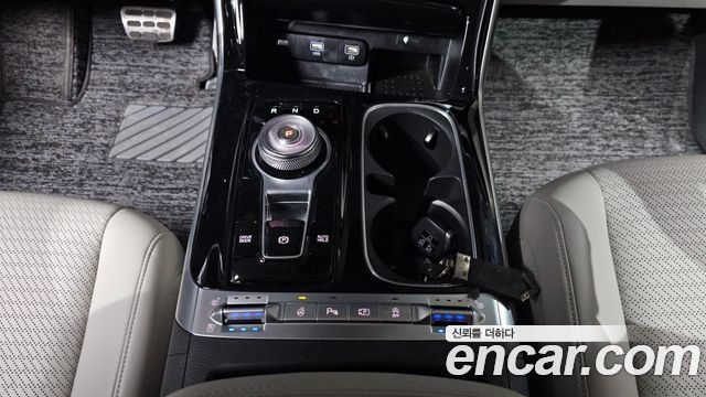 Kia Carnival (IV) Diesel 7-Seater Signature 2021 — фото 9