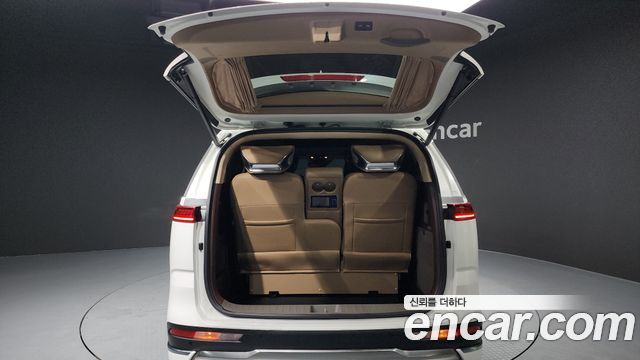 Kia Carnival (IV) Diesel 9-Seater Hi-Limousine(Special Vehicle) 2022 — фото 20