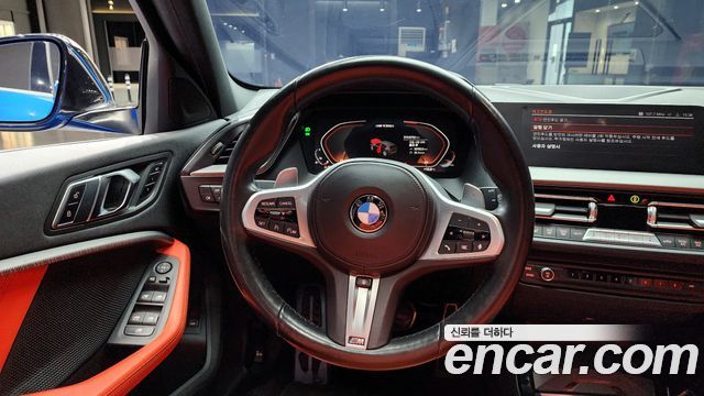 BMW 1 Series (F40) M135i xDrive 2022 — фото 14