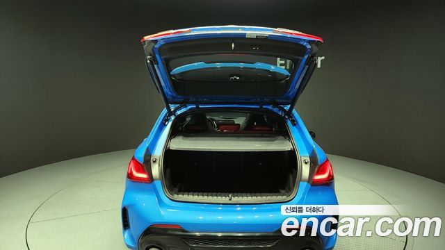 BMW 1 Series (F40) M135i xDrive 2022 — фото 20