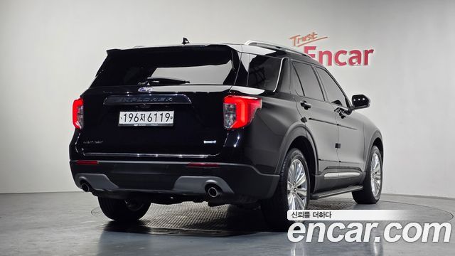 Ford Explorer (VI) 2.3 LimIted 4WD 2020 — фото 2
