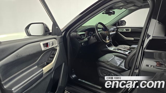 Ford Explorer (VI) 2.3 LimIted 4WD 2020 — фото 10