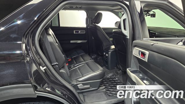 Ford Explorer (VI) 2.3 LimIted 4WD 2020 — фото 12