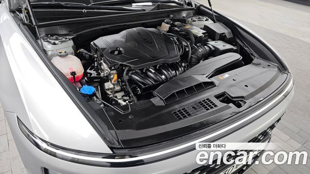Hyundai Grandeur (GN7) 2,5 Gasoline 2WD Premium 2023 — фото 6