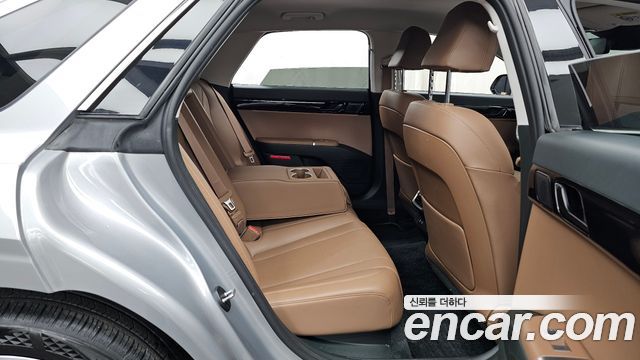 Hyundai Grandeur (GN7) 2,5 Gasoline 2WD Premium 2023 — фото 12