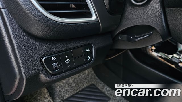 Kia Seltos Gasoline 1.6 Turbo 2WD Signature 2023 — фото 14