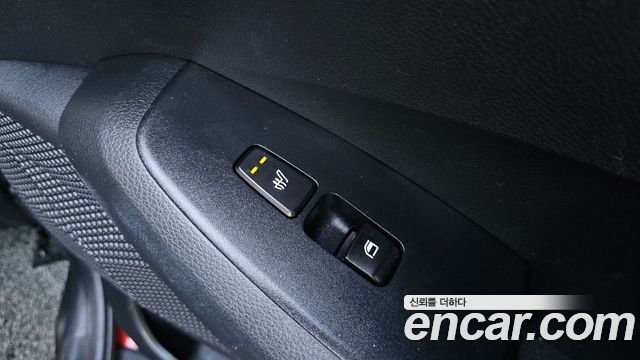Kia Seltos Gasoline 1.6 Turbo 2WD Signature 2023 — фото 18