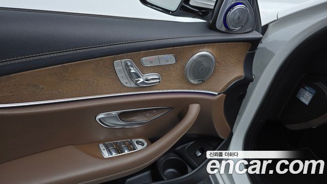 Mercedes-Benz E-Class (W213) E250 Exclusive 2021 — фото 18