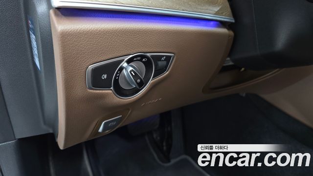 Mercedes-Benz E-Class (W213) E250 Exclusive 2021 — фото 28