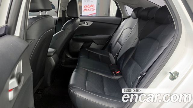 Kia K3 Prestige 2021 — фото 12