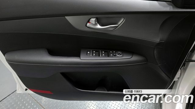 Kia K3 Prestige 2021 — фото 19