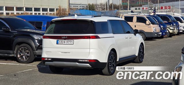 Kia Carnival (IV) Diesel 9-Seater Prestige 2023 — фото 5