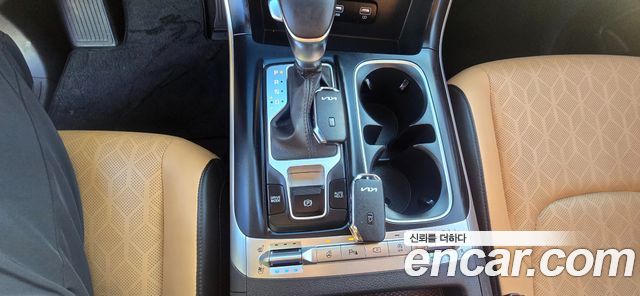 Kia Carnival (IV) Diesel 9-Seater Prestige 2023 — фото 10