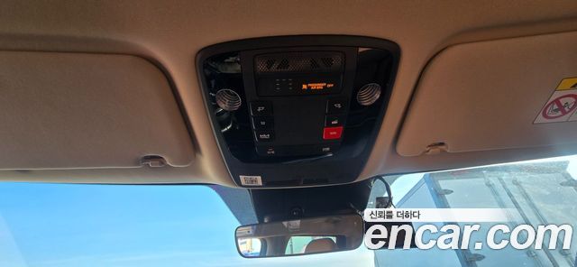 Kia Carnival (IV) Diesel 9-Seater Prestige 2023 — фото 15