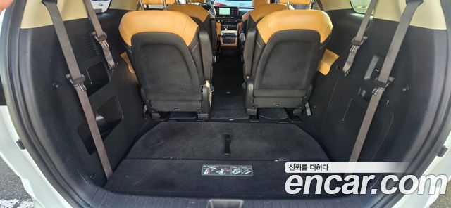 Kia Carnival (IV) Diesel 9-Seater Prestige 2023 — фото 21